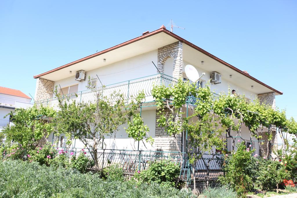 Apartment Marin Seget Donji Ngoại thất bức ảnh