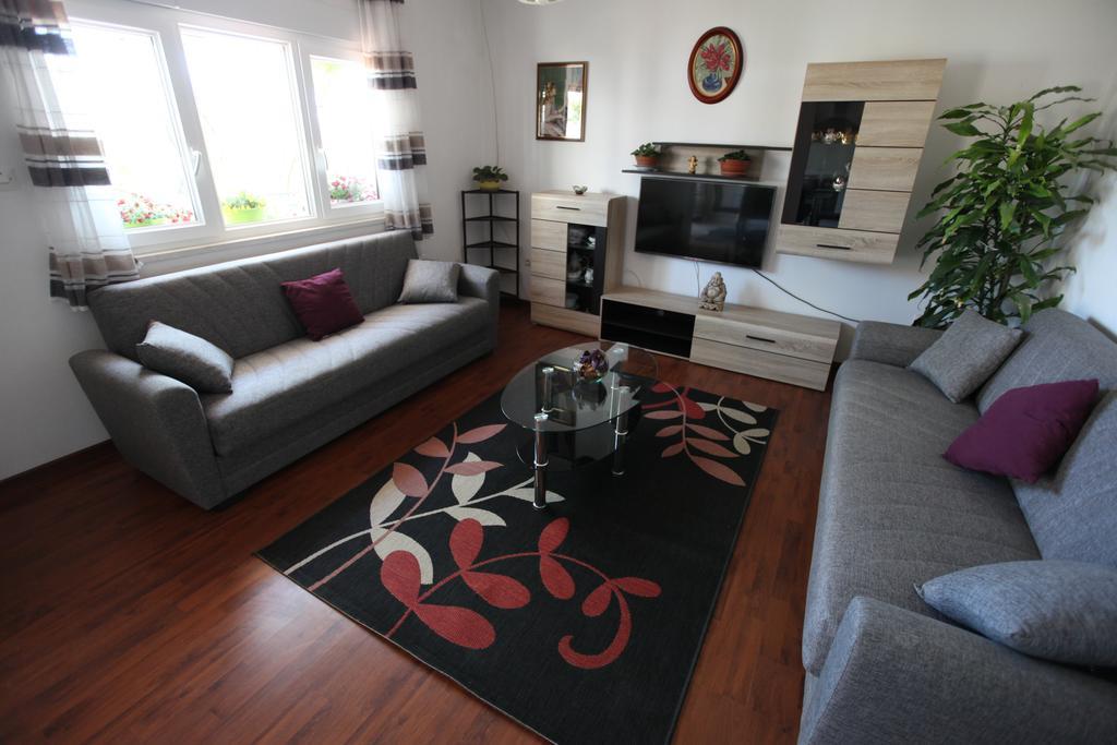 Apartment Marin Seget Donji Ngoại thất bức ảnh