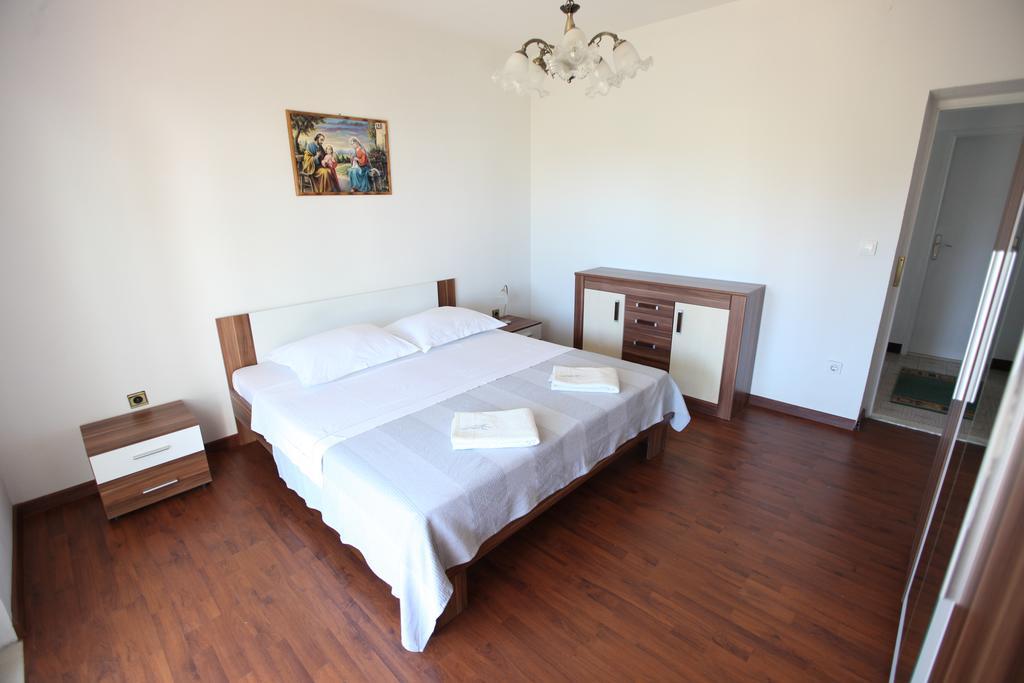 Apartment Marin Seget Donji Ngoại thất bức ảnh